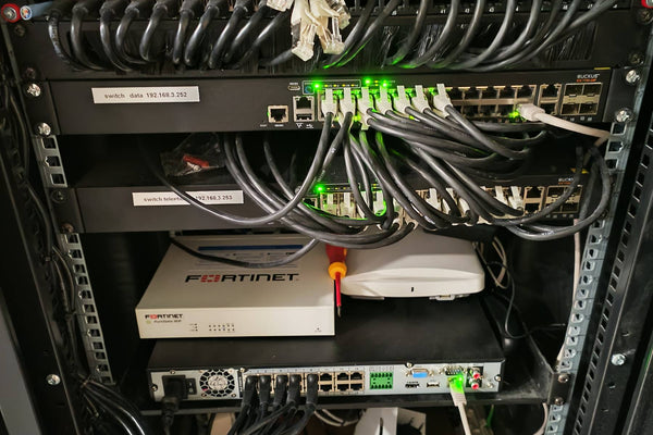 Installation de 10 Caméras de surveillance dans un hôtel à Marseille